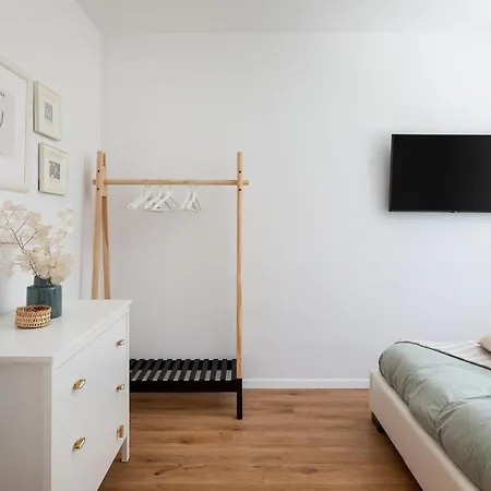 Laurentii Holiday home *