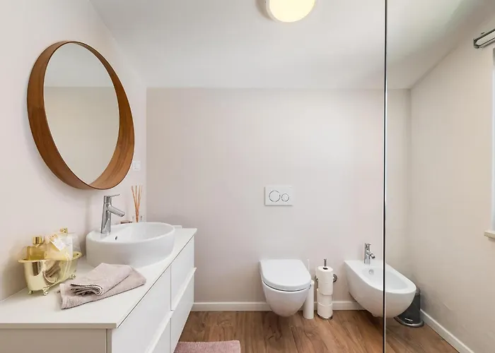 Nyaraló Laurentii *